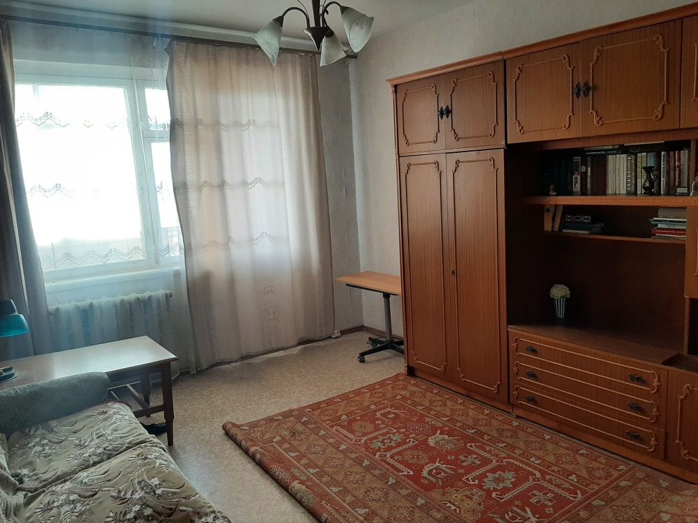 Продам 2 ком, Ул Харьковская, не угловая