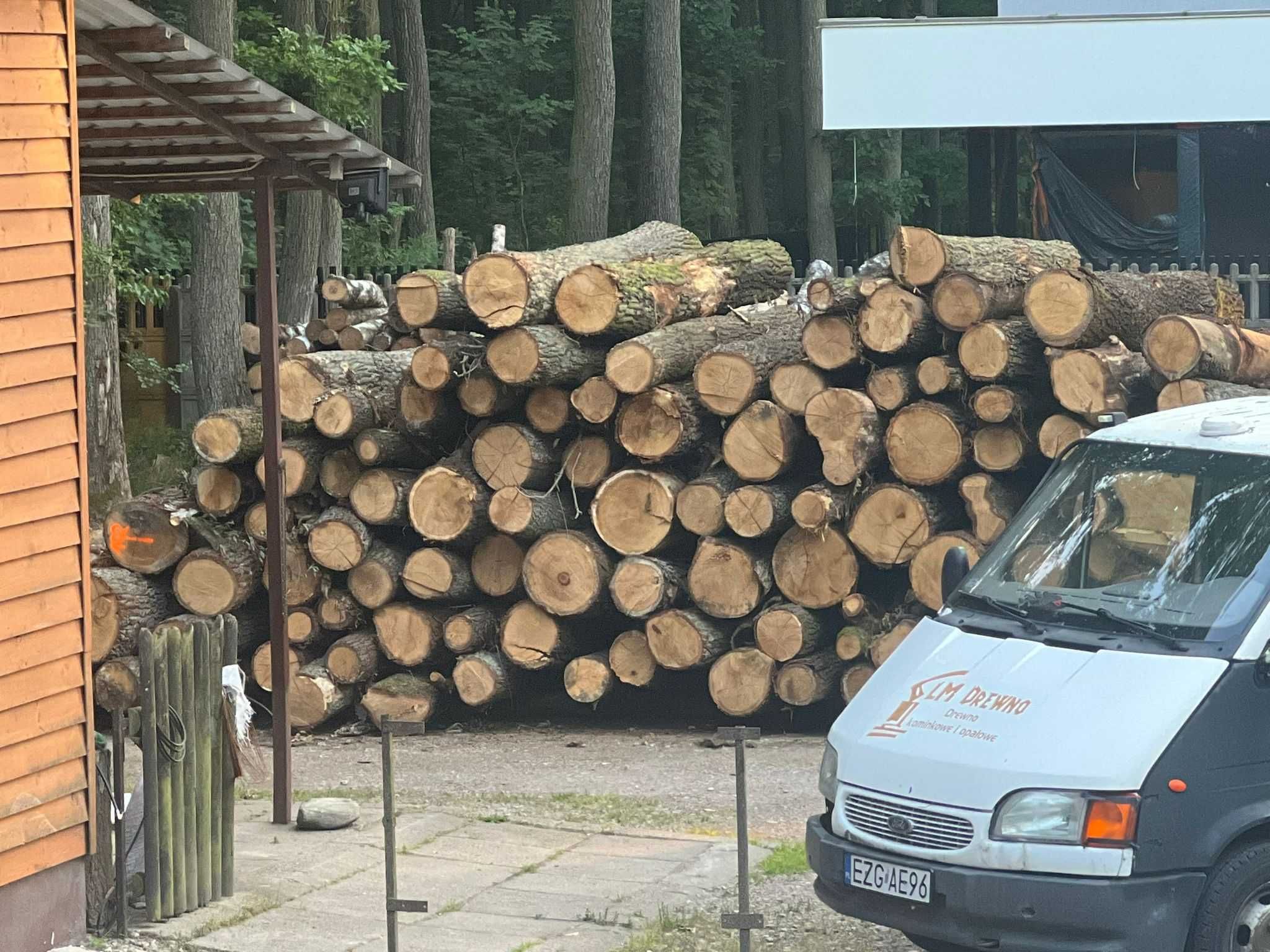 Drewno opałowe opał drewno rozpałkowe rozpałka pellet