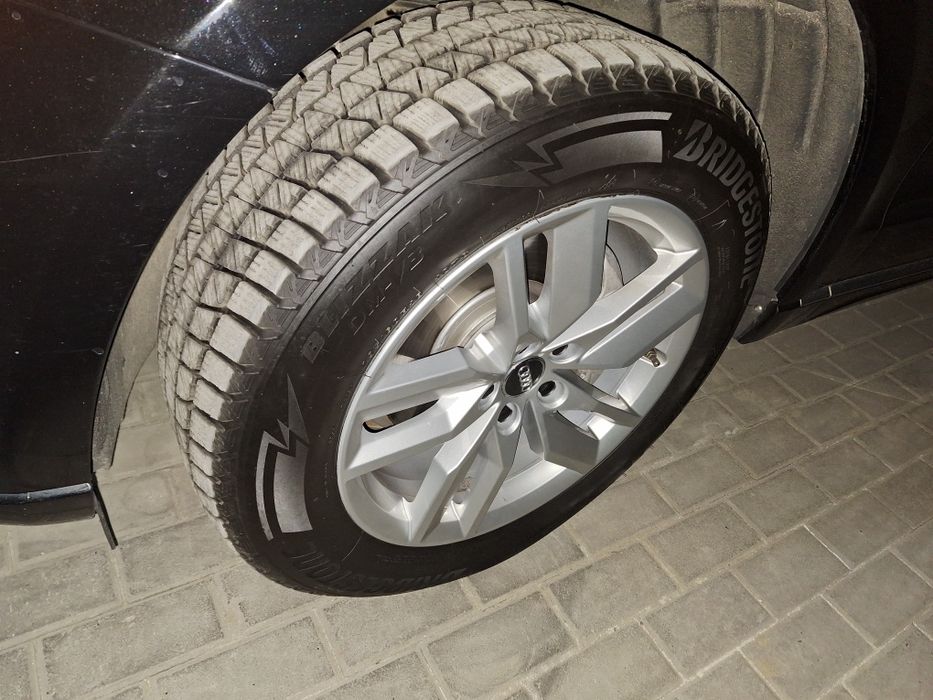 Шини Bridgestone Blizzak DM-V3 235 60 R18