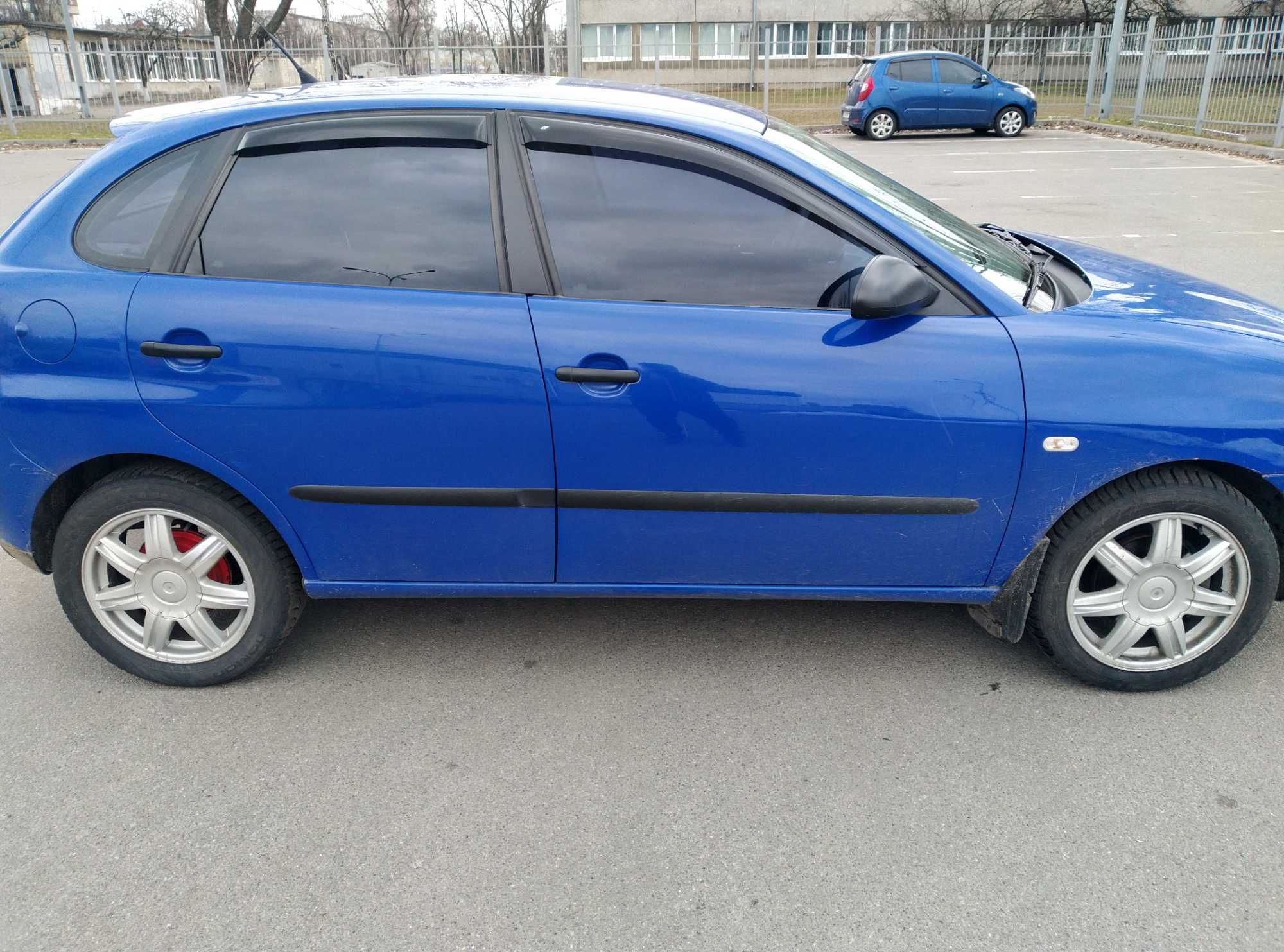 Продам дешево майже на халяву легковий автомобіль SEAT IBIZA 1.4 2005р