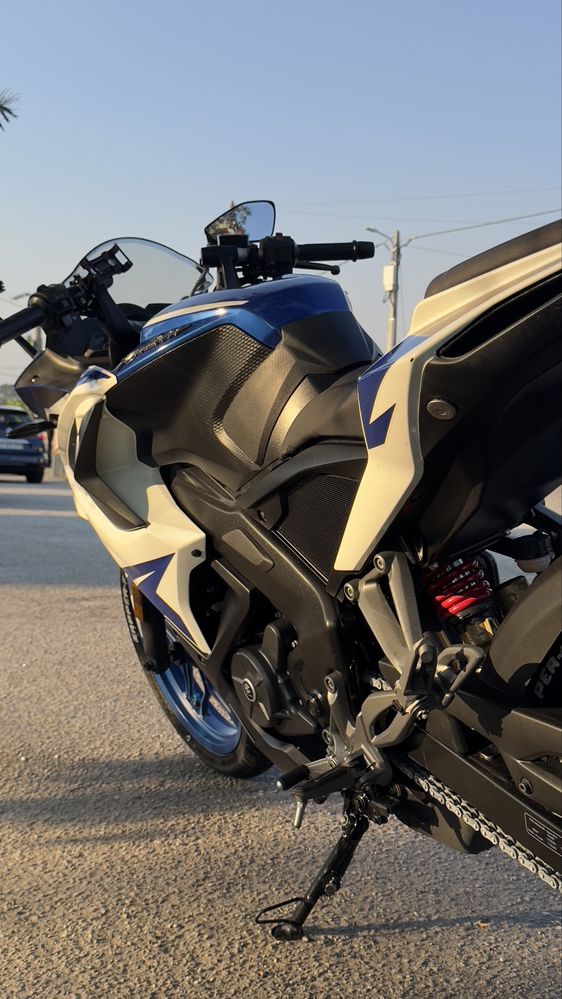 Mota Bajaj Pulsar RS200 7mil km 2018