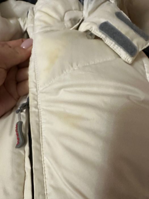 Пуховик Huppa 158 дефект пожовтів