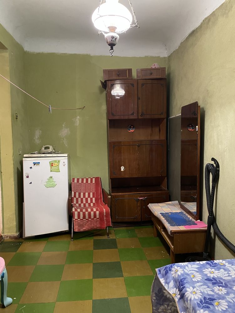 Продам 2комнаты в 3-х кв район Рабочей