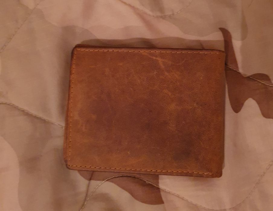 Carteira em pele - cor castanho