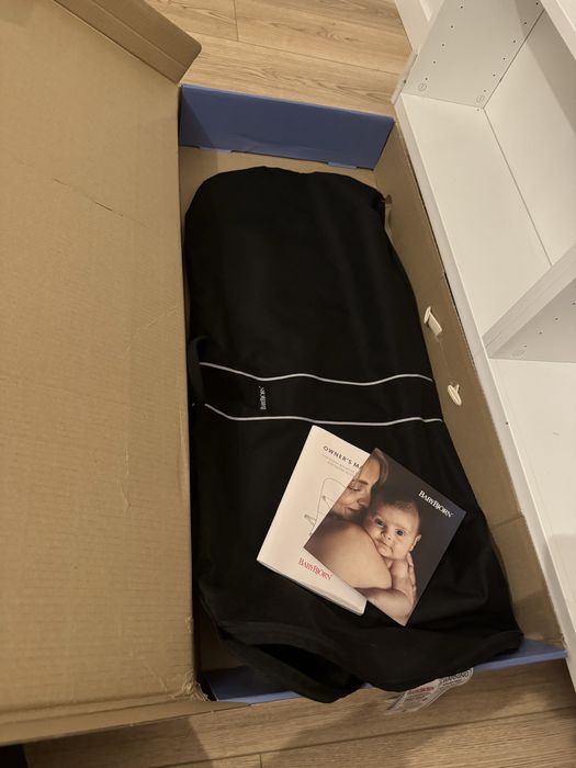 Bujaczek Babybjorn jasny szary