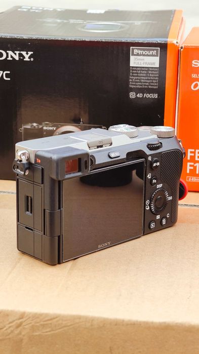 Sony A7C + Sony 50mm f1.8 + Objetivas Vintage