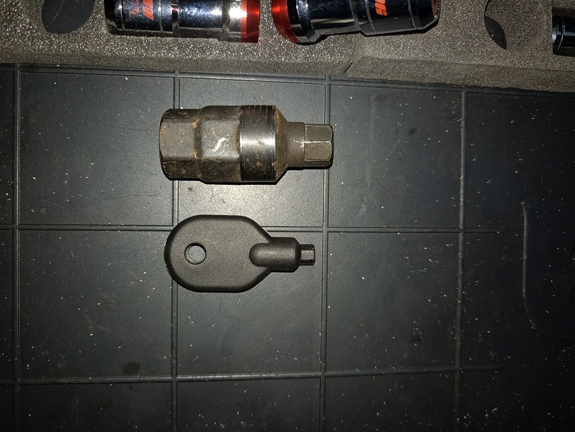 Formula nut set VOLK RACING