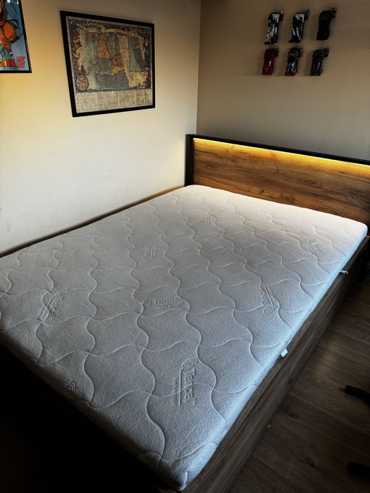 Łóżko MALI z pojemnikiem i oświetleniem LED 140x200cm