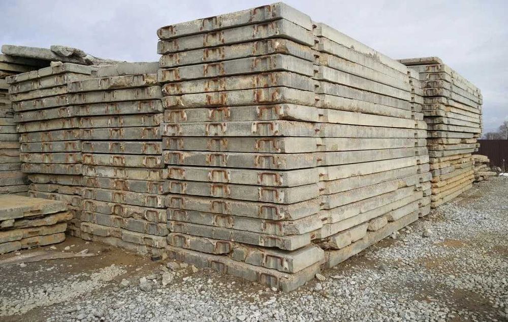 ПАГ-18, ПАГ-14, ПДН 6×2, а також дорожні плити 3×1.75 м та 3×1.5 м