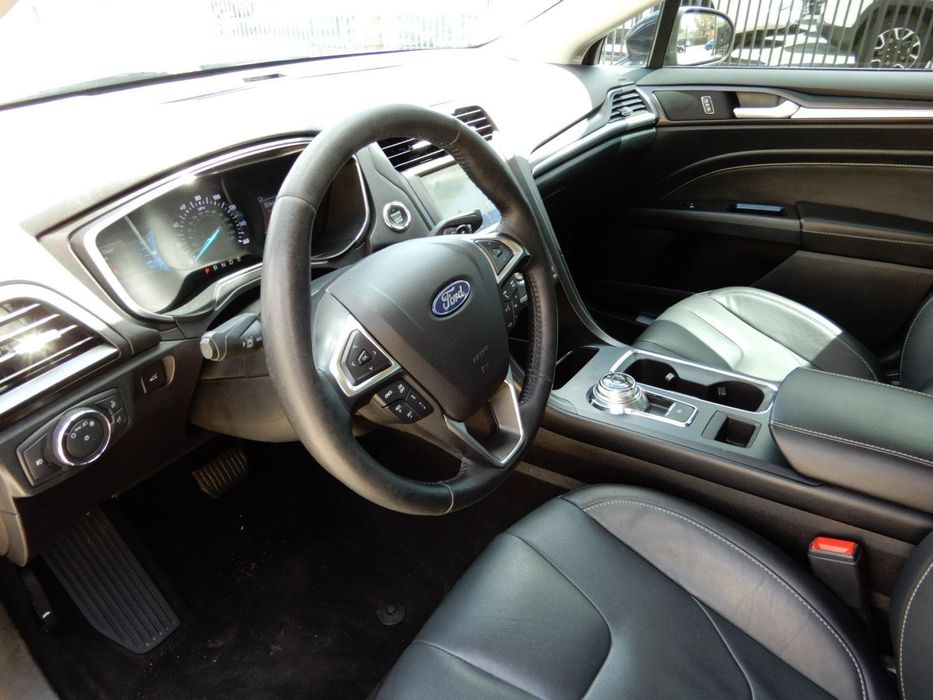 2020 Ford Fusion Titanium повний привід 4х4