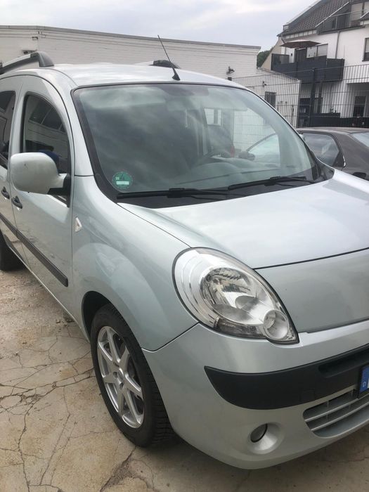 Рено кенго 1.6 бензин (растоможена)