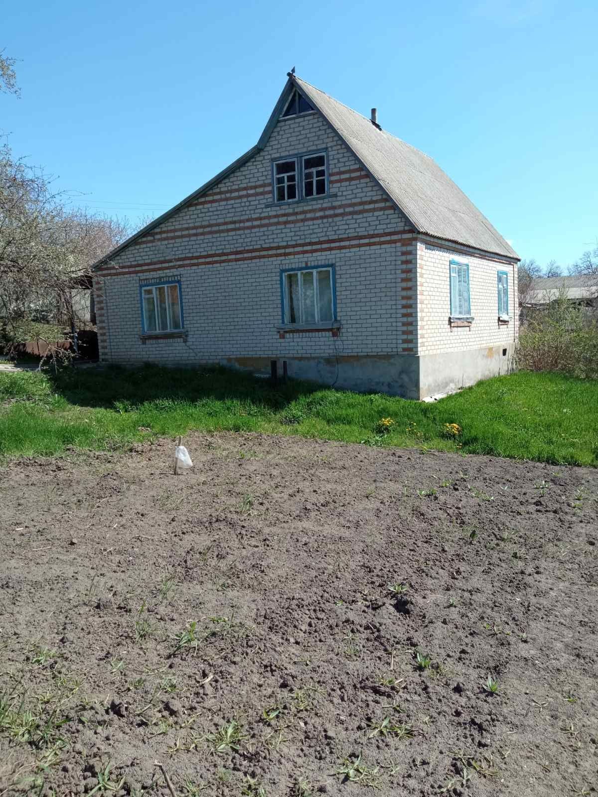 Продам дом в селе Селещина