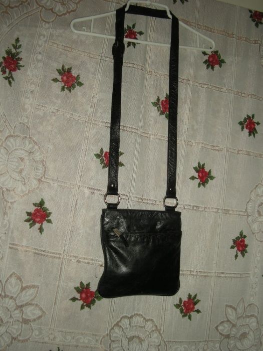 Сумка черного цвета,100%кожа,"debenhams".