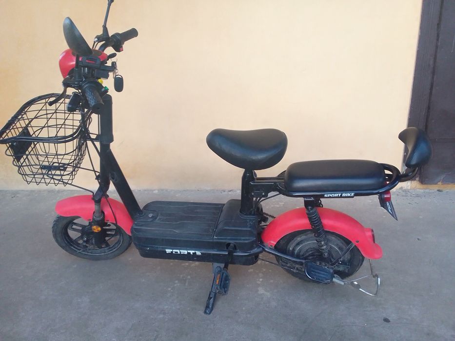 Електроскутер Forte