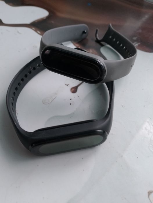 Фітнес браслети,неробочі,2 штуки