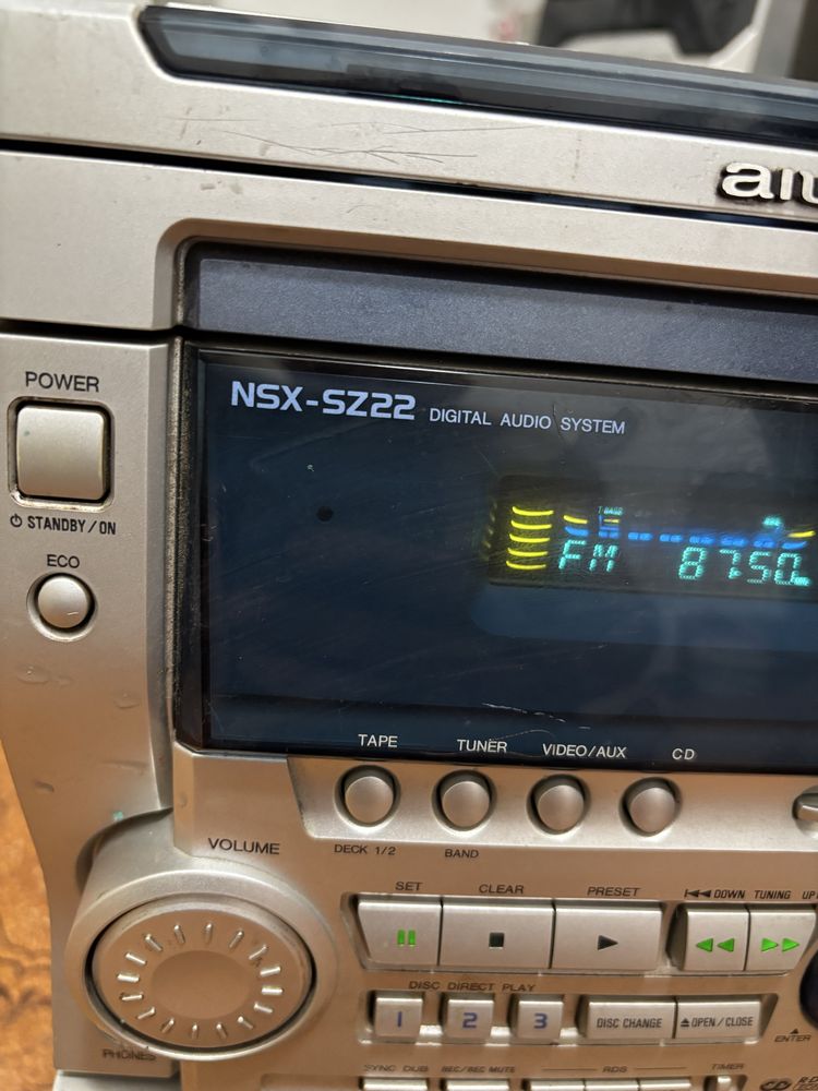 Продам музыкальный центр aiwa