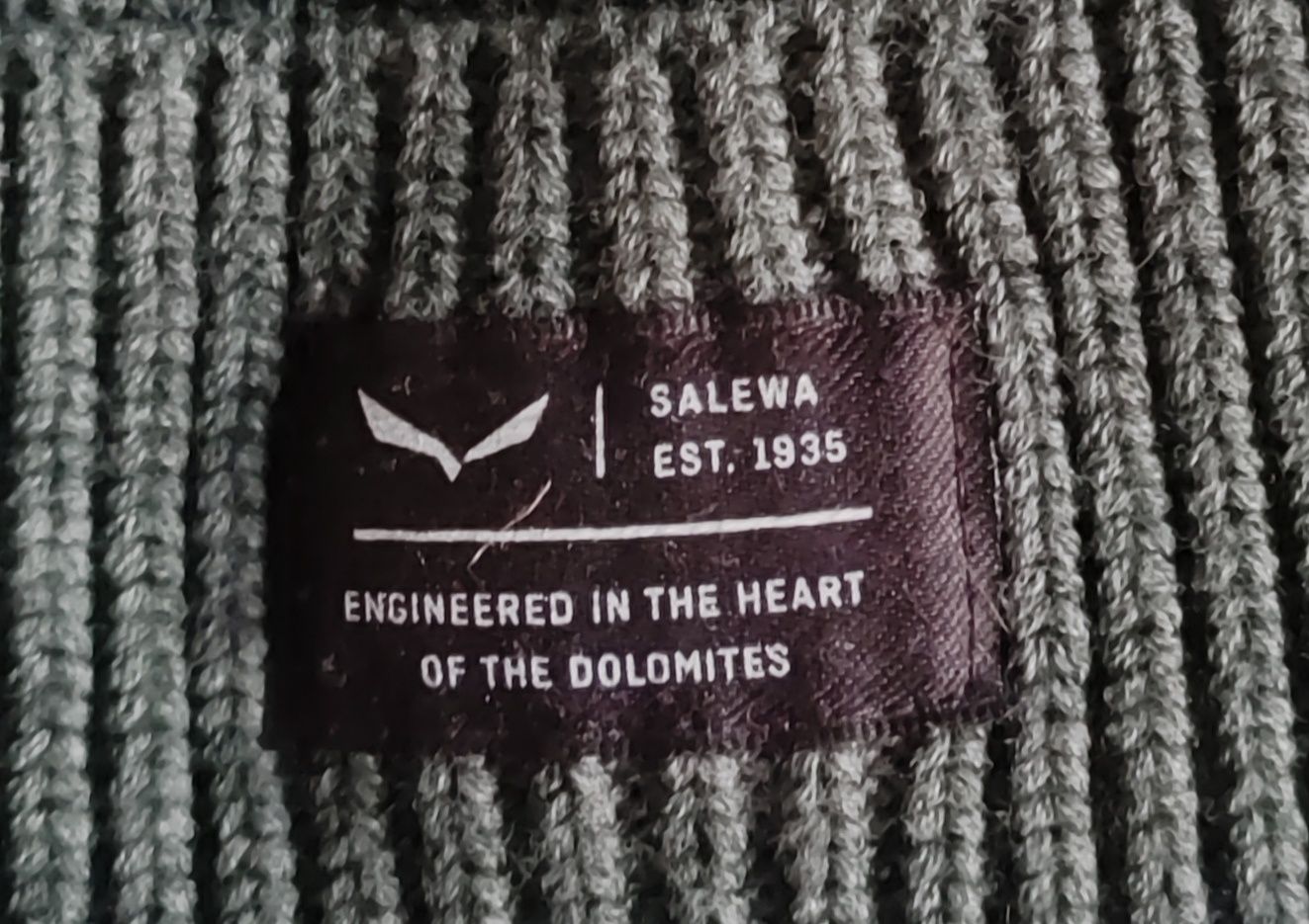Шапка Salewa , оригинал  58 см
