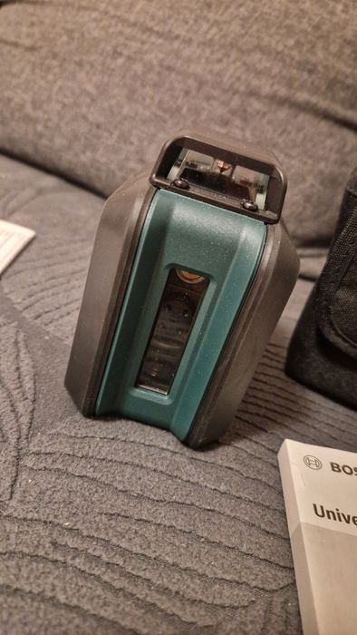 BOSCH Laser krzyżowy zielony Universal Level 360°  2 lata gwarancji