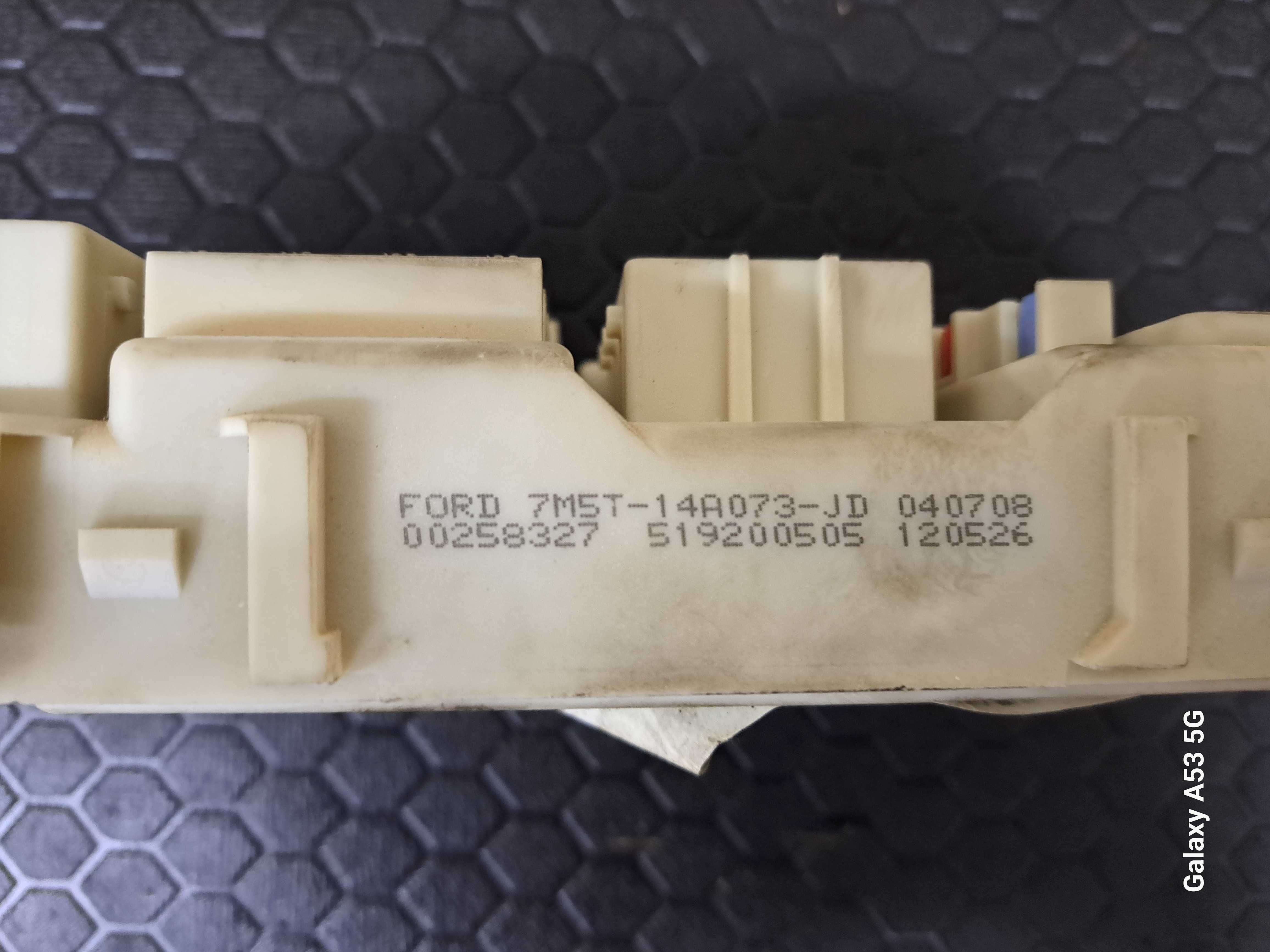 Skrzynka bezpieczników, moduł BSI FORD 7M5T-14A073-JD
