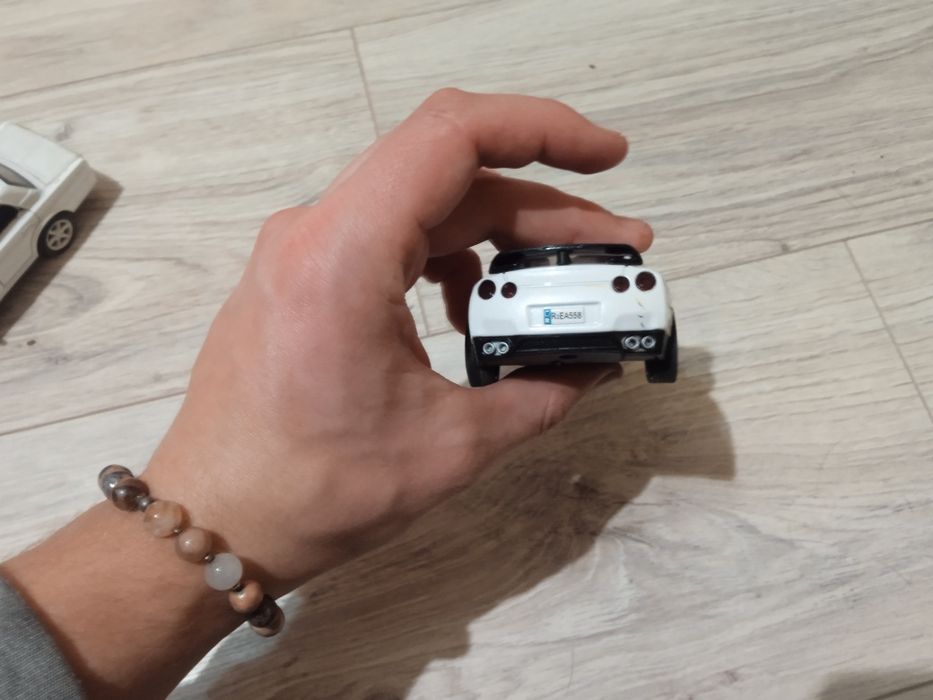 Модели не все что на фото есть ещё