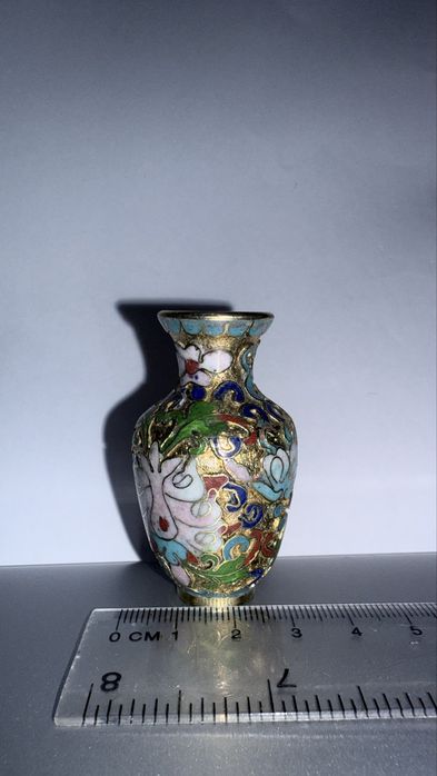 Cloisonné jarrinha
