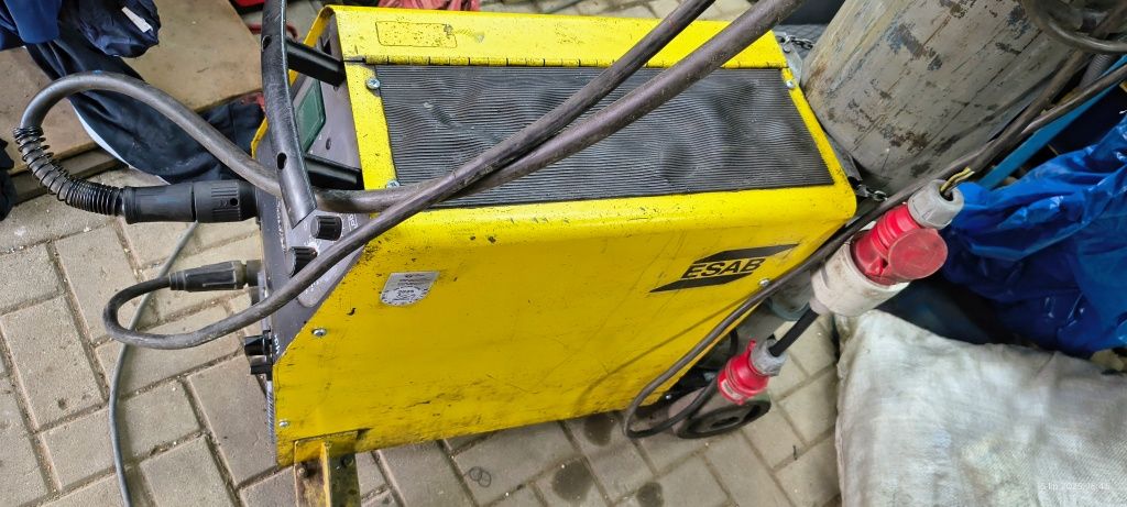 Spawarka Esab c250