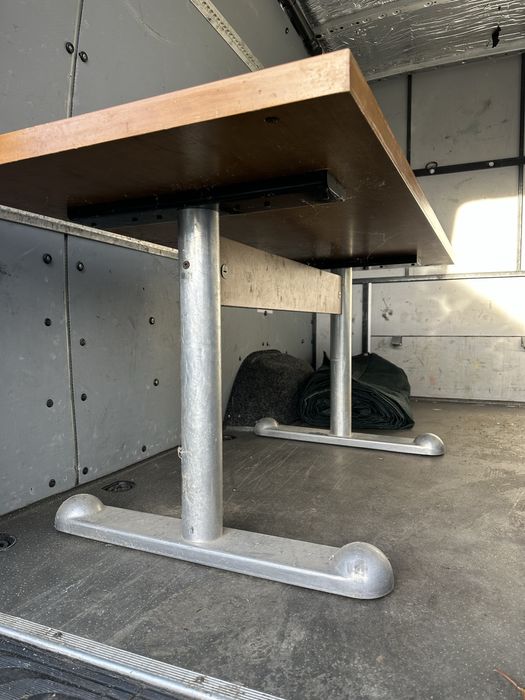 Стіл в гарному стані 74/75/160