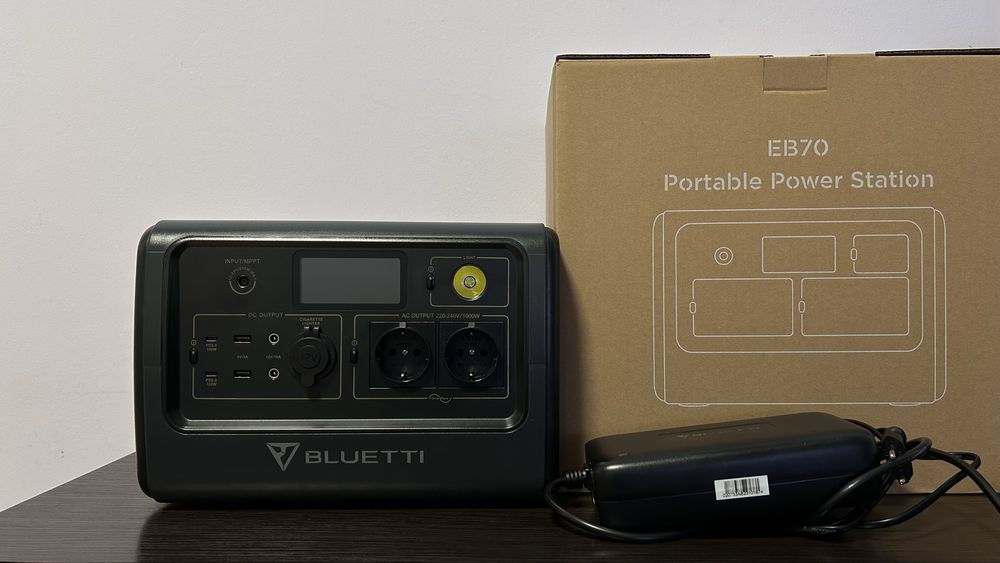 Зарядна станція Bluetti PowerOak EB70, 1000 Вт, 716 Вт*год