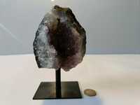 Naturalny kamień Ametyst Geoda na metalowej nóżce nr 8