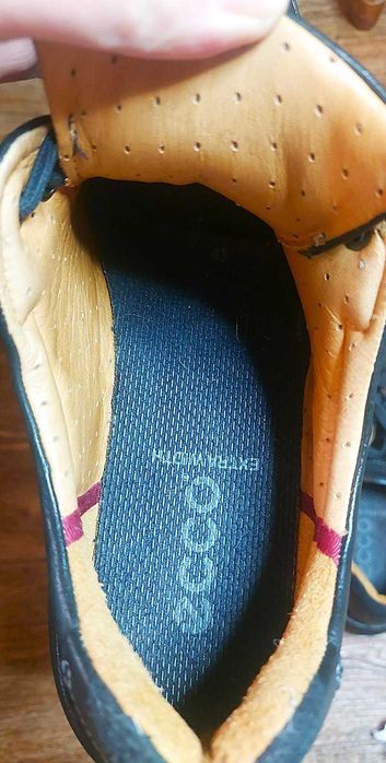 Мужские демисезонные кожаные ботинки Ecco extra width.