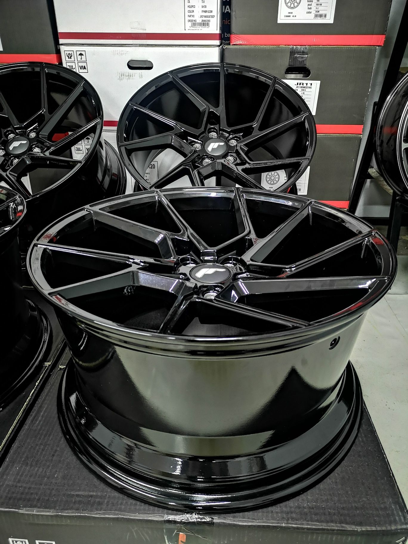 Felgi Japan Racing JR33 20" 10" 20x10 ET25 5x112 Audi A5 S5 RS5 i inne