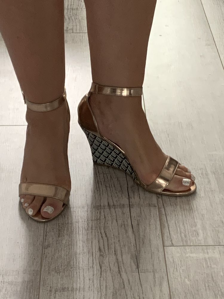 Rose Gold zlote sandalki obcas 9 cm 40/26