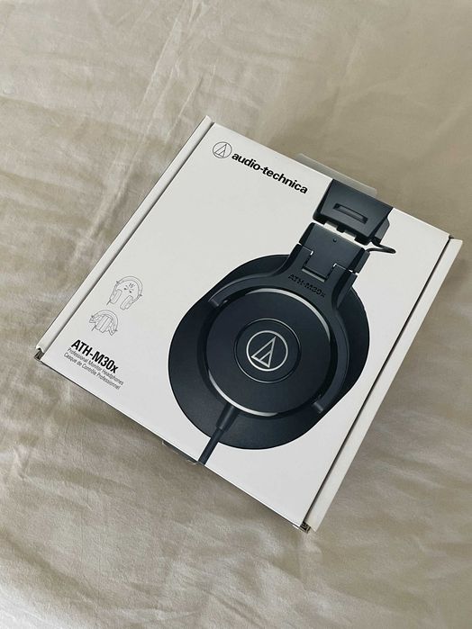 Audio-Technica ATH-M30X – Fones de Estúdio Como Novos