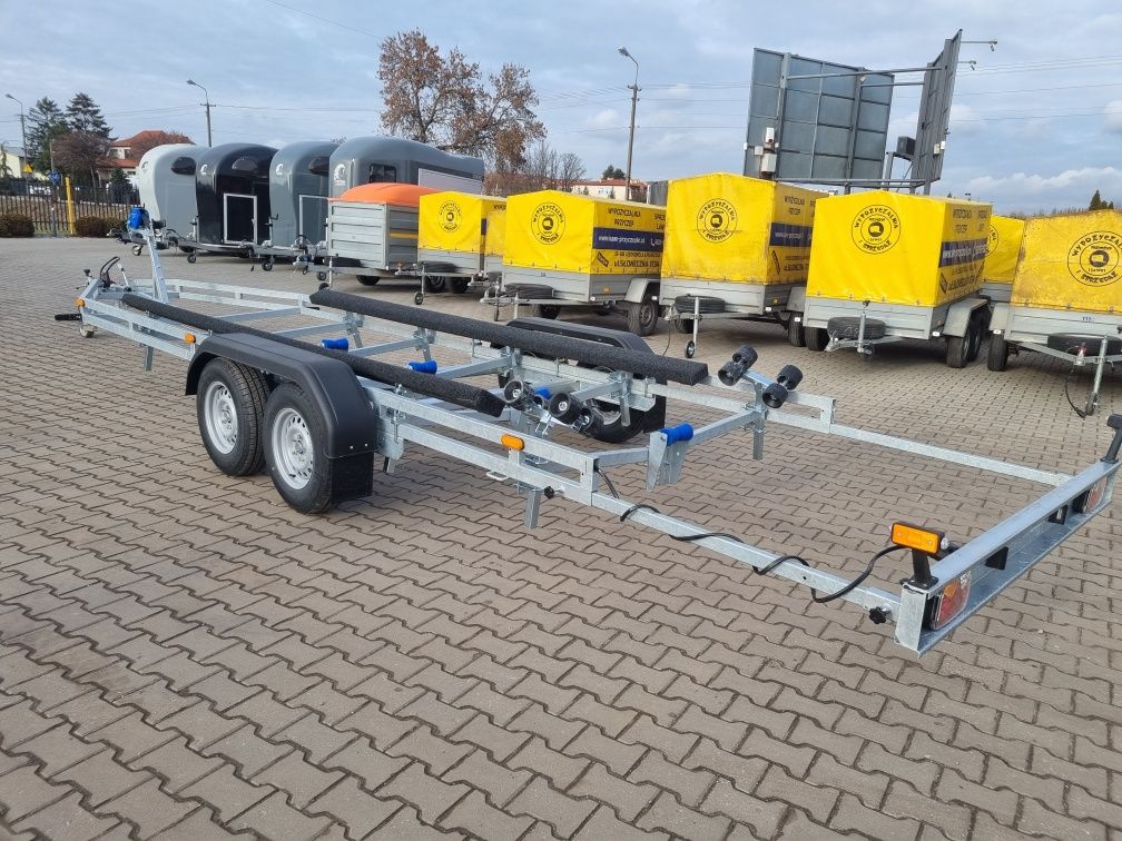 Przyczepa podłodziowa dwuosiowa  Dmc do 2700 dł 880 cm PRODUCENT