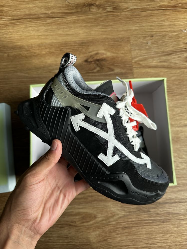 Off White ODSY-1000