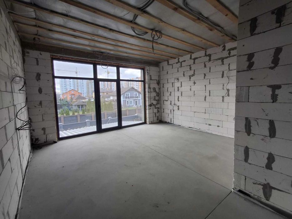 Будинок в закритому Котеджному містечку (Удачний)