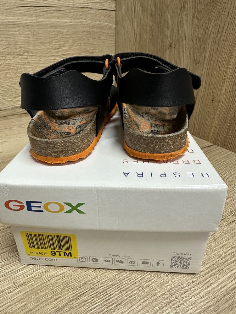 Sandalki geox r.29