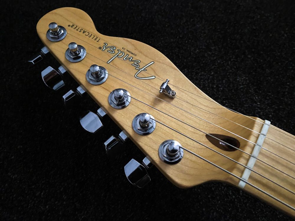Fender Telecaster American Professional 3 Color Sunburst