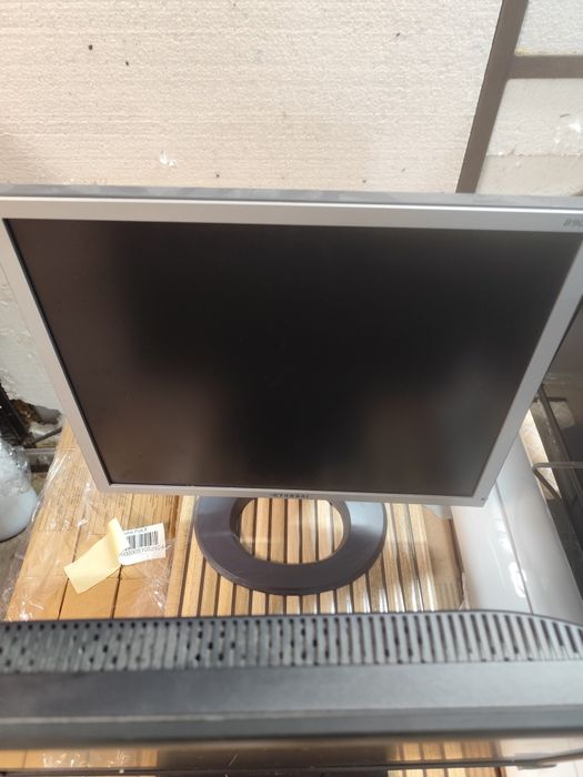 Monitor LCD 17 Hyundai