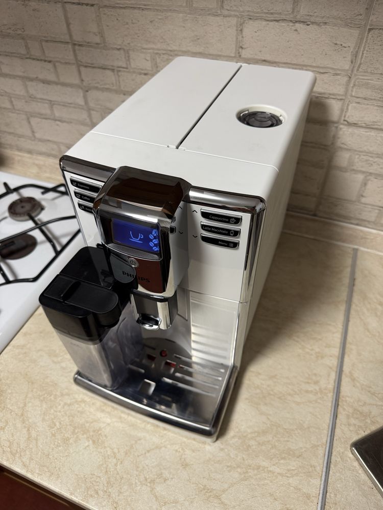 Кофемашина Philips  Saeco EP5361 series