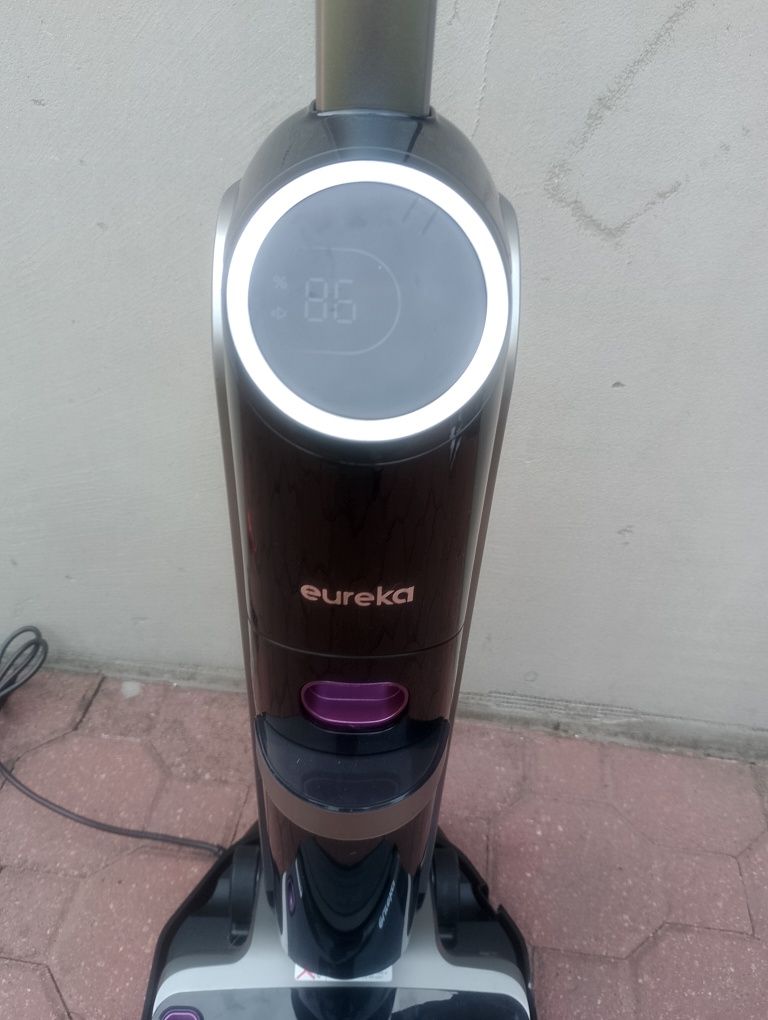 Eureka RapidWash NEW630 Odkurzacz na mokro/sucho