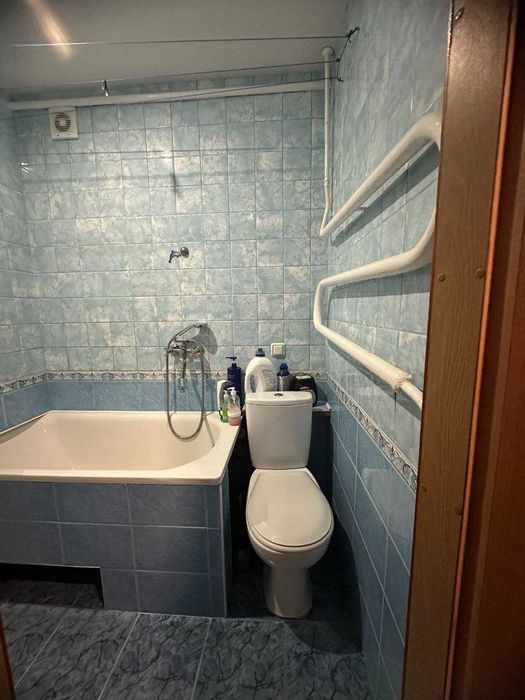 Продам реальную  1-комн.кв.Одесская 10 мин Мереф шоссе ,ул.Западная 56