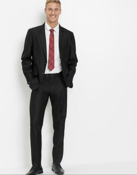 Garnitur czarny Bonprix marynarka spodnie i krawat rozmiar 54