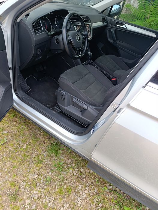 VW Tiguan 2.0 diesel,150 koni,automat,el.hak,kamera