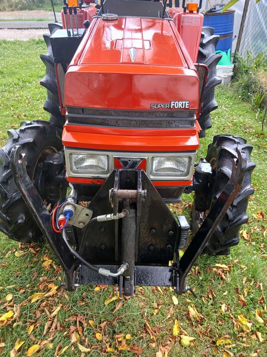 Ciagnik yanmar f255d