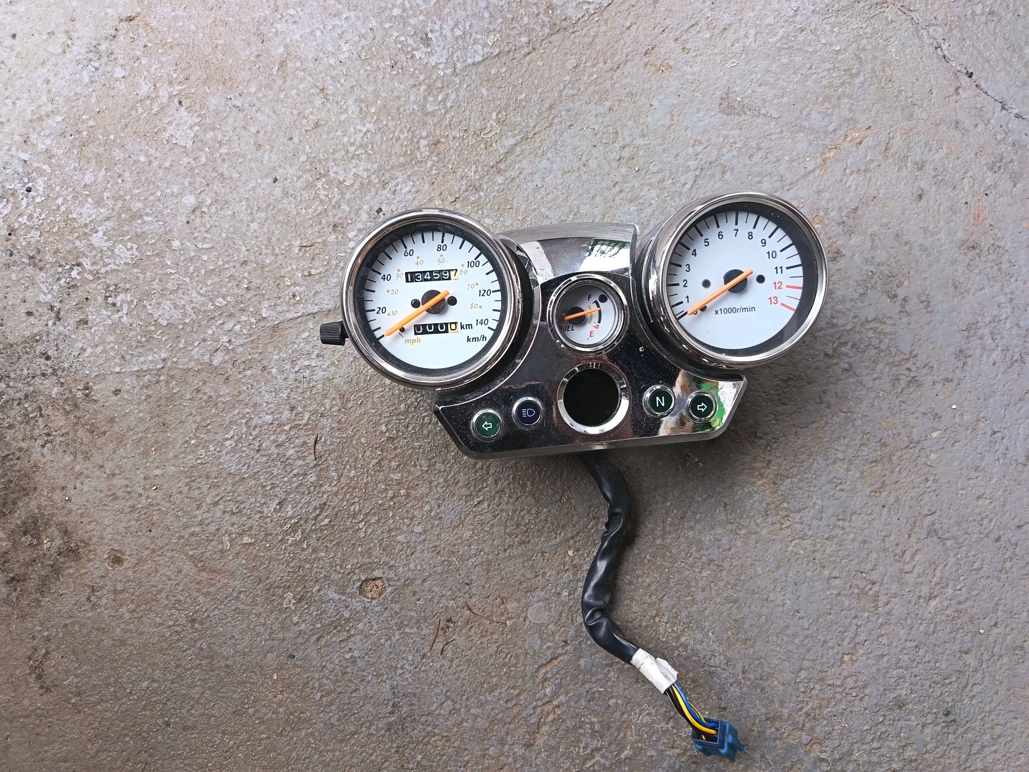 Hyosunga 125 zegary