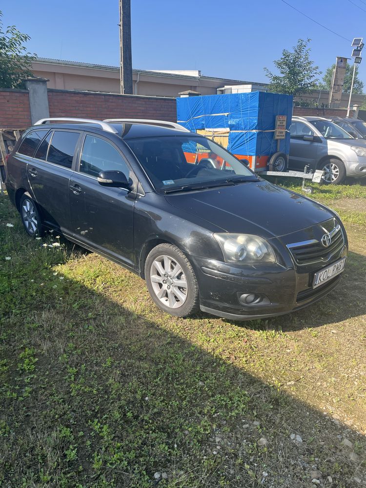 Toyota Avensis авто для ЗСУ