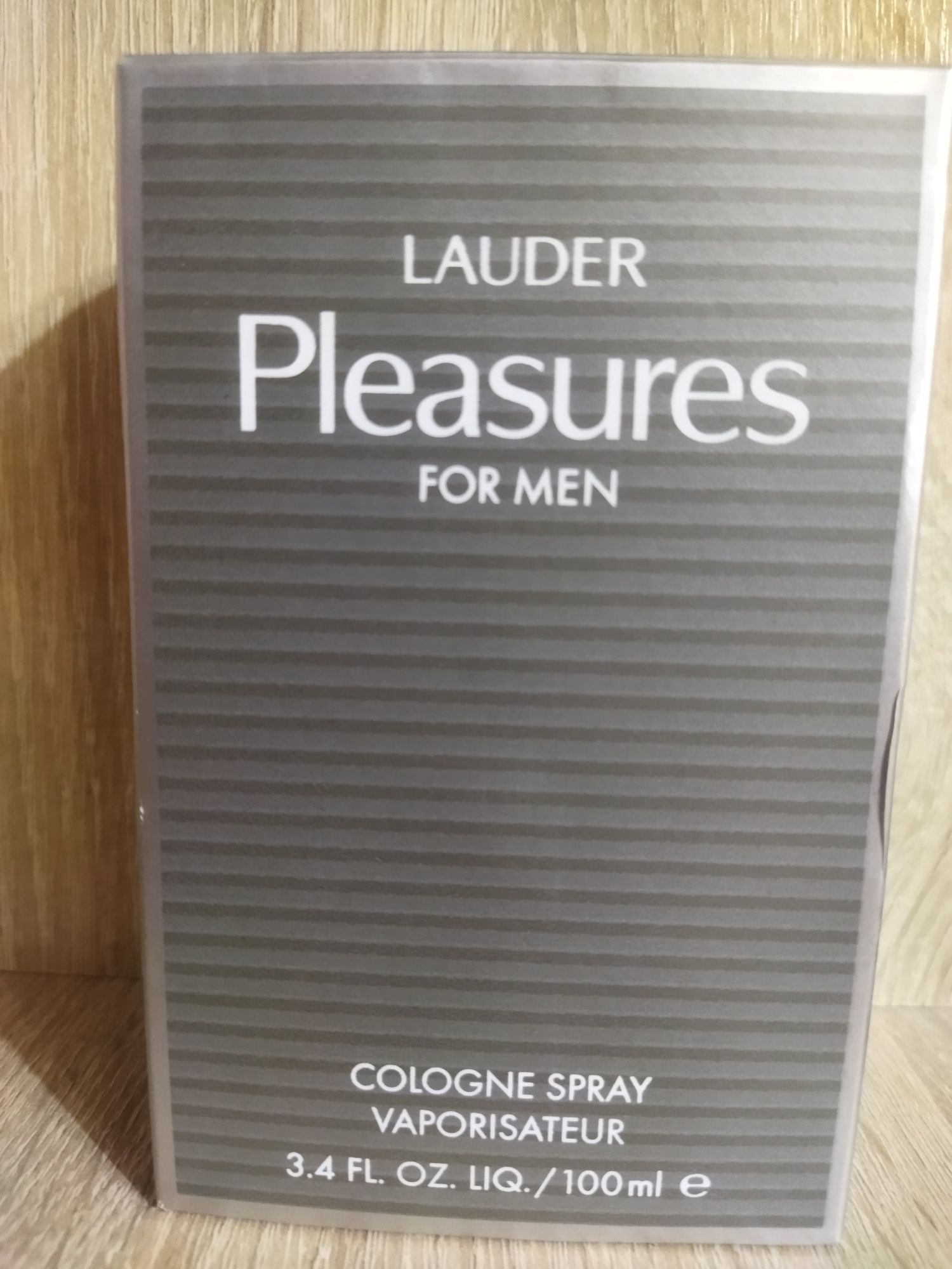 Одеколон для мужчин .Estée Lauder pleasures for man.