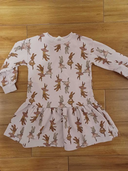 Różowa sukienka w króliczki H&M
