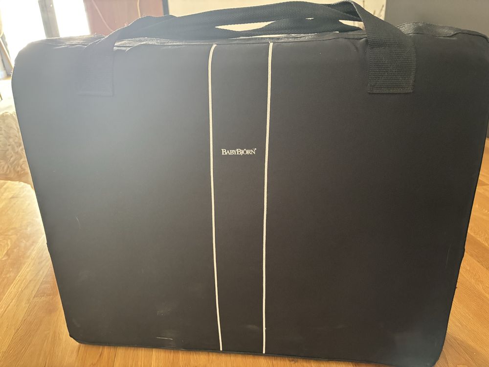 Cama viagem travel light crib babybjorn